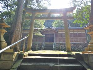 山本直成ゆかりの史跡　日吉神社