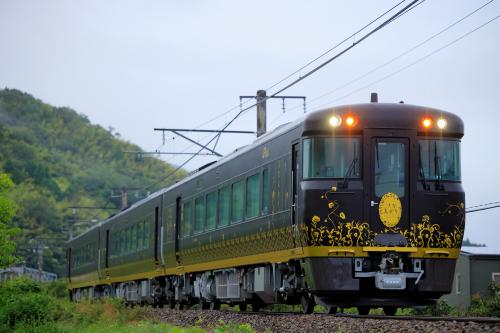 観光列車はなあかり